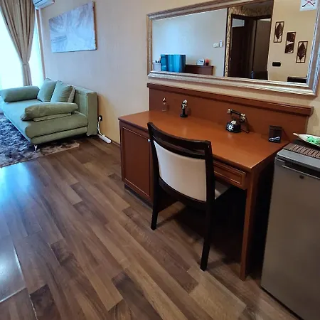 Silver Marina Apartment-orzoett Melygarazs Daire *